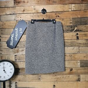 SALE-Kasper women's black and white pencil skirt size 8